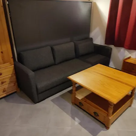 Apartament Joli Rez De Jardin Tulon